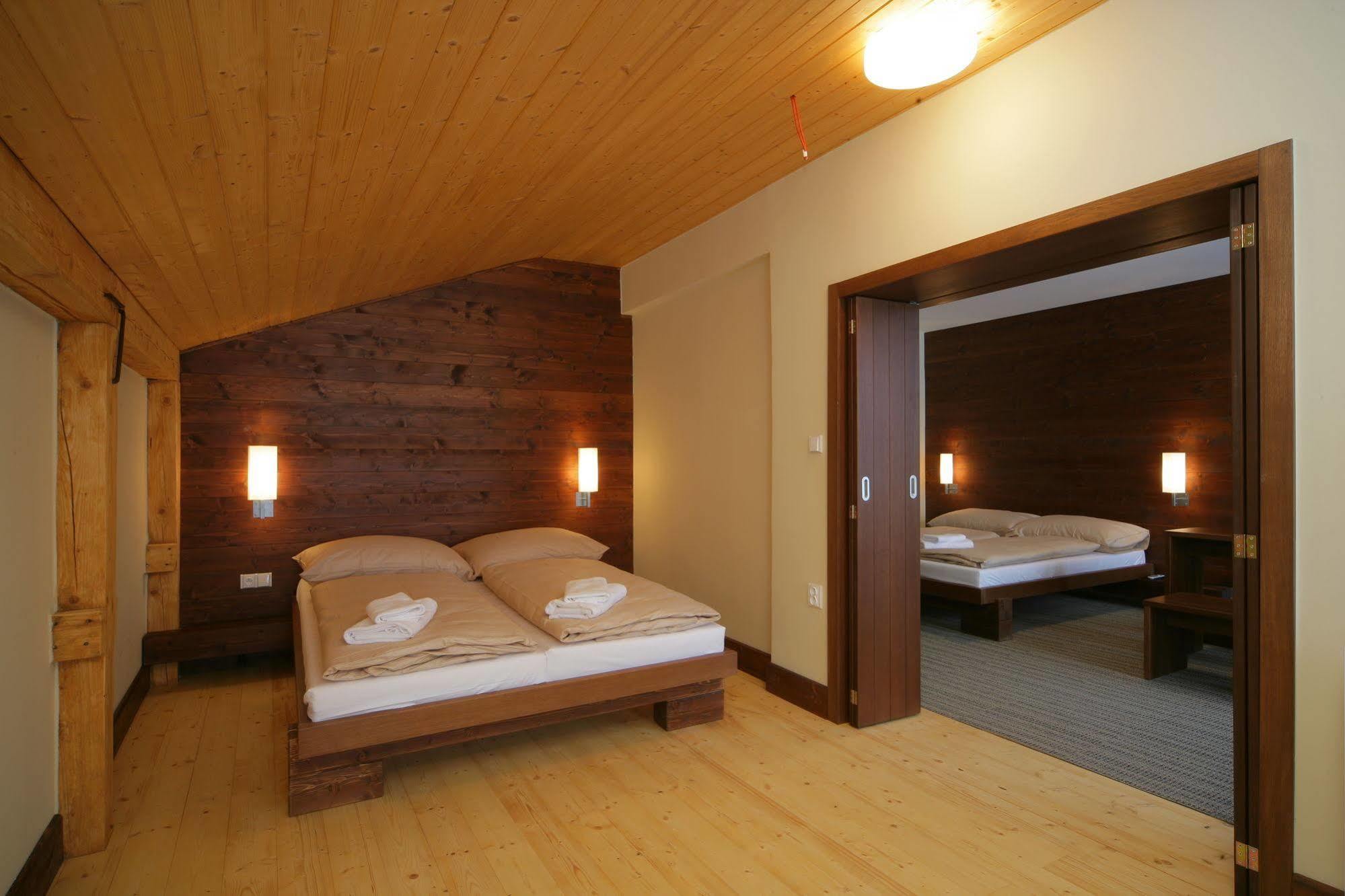 Hotel Adam Špindlerŭv Mlýn Екстериор снимка